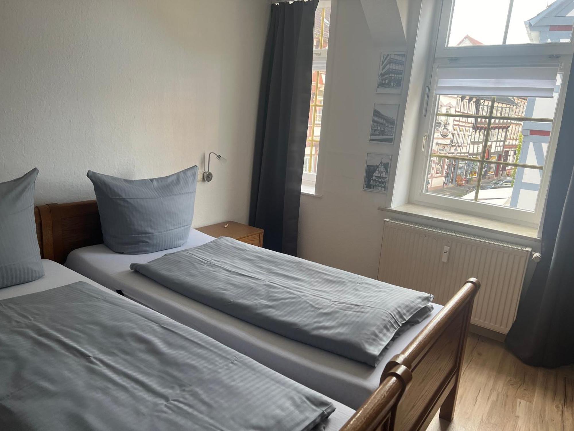 Bierstadt-Hotel Einbeck Bagian luar foto